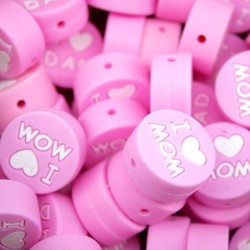 Inserto I Love Mom in silicone – Dettaglio dolce per accessori handmade e regali affettuosi
