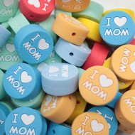 Inserto I Love Mom in silicone – Dettaglio dolce per accessori handmade e regali affettuosi